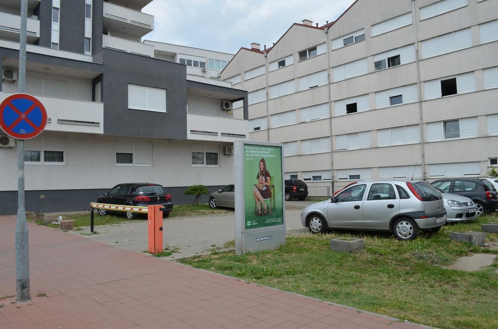Apartment Viktor,Parking Osijek Ruang foto